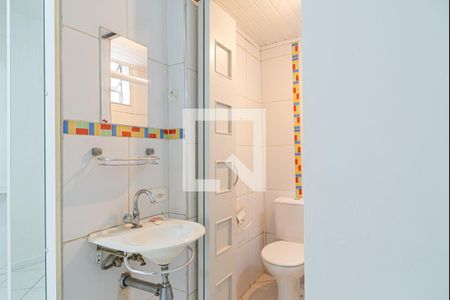 Banheiro de kitnet/studio para alugar com 1 quarto, 30m² em Perdizes, São Paulo