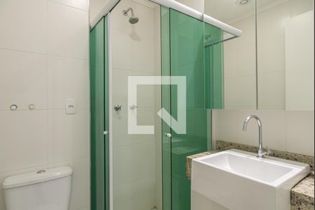 Banheiro de kitnet/studio para alugar com 1 quarto, 28m² em Bela Vista, São Paulo