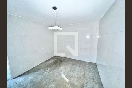 Quarto de casa para alugar com 1 quarto, 32m² em Jardim dos Francos, São Paulo