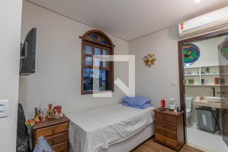 Suite de casa à venda com 7 quartos, 630m² em Ouro Preto, Belo Horizonte