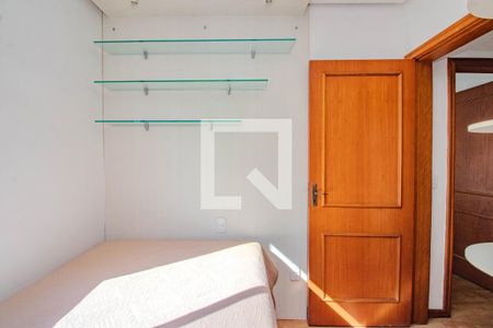 Quarto 2 de apartamento para alugar com 3 quartos, 185m² em Petrópolis, Porto Alegre
