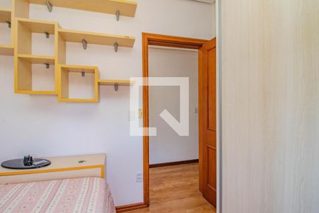 Quarto 1 de apartamento para alugar com 3 quartos, 185m² em Petrópolis, Porto Alegre