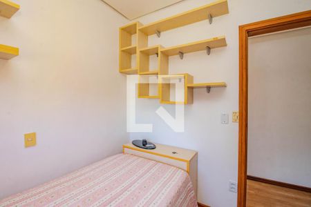 Quarto 1 de apartamento para alugar com 3 quartos, 185m² em Petrópolis, Porto Alegre