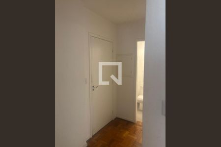 Corredor de apartamento para alugar com 2 quartos, 86m² em Santa Cecilia, São Paulo