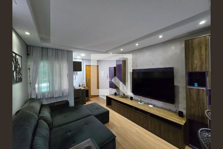 Sala  de casa à venda com 2 quartos, 158m² em Vila Itapoan, Guarulhos