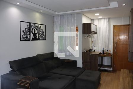 Sala  de casa à venda com 2 quartos, 158m² em Vila Itapoan, Guarulhos