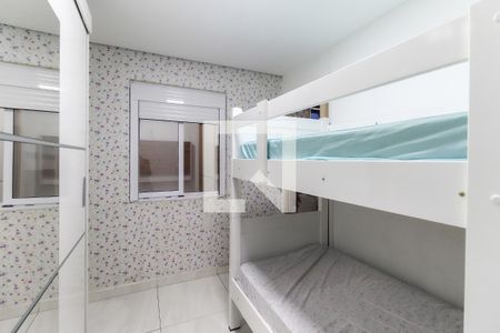 Quarto 1 de casa para alugar com 2 quartos, 75m² em Jardim das Camelias, São Paulo