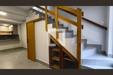 Sala de casa para alugar com 1 quarto, 110m² em Vila Mariana, São Paulo