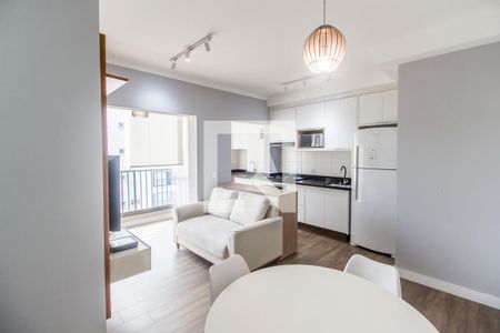 Sala de apartamento para alugar com 2 quartos, 54m² em Alphaville Empresarial, Barueri
