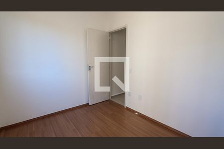 Quarto 2 de apartamento para alugar com 2 quartos, 47m² em Palmeiras, Belo Horizonte