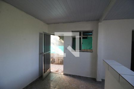 Sala de casa para alugar com 1 quarto, 45m² em Santa Maria, Belford Roxo