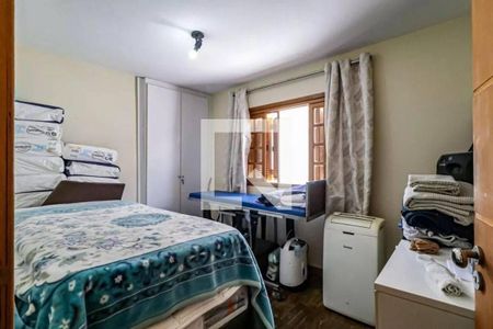 Casa à venda com 3 quartos, 198m² em Cidade dos Bandeirantes, São Paulo