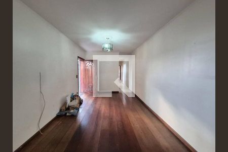 Casa à venda com 3 quartos, 373m² em Rio Pequeno, São Paulo