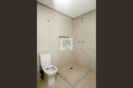 Banheiro da Suíte 2 de apartamento à venda com 3 quartos, 183m² em São João, Porto Alegre
