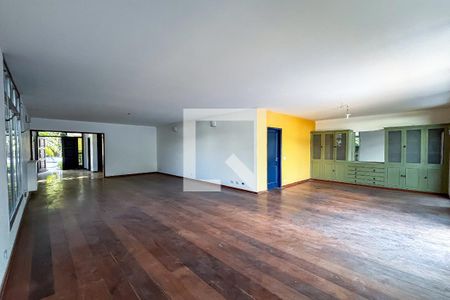 Casa para alugar com 4 quartos, 625m² em Alto de Pinheiros, São Paulo