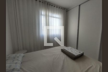 Quarto de apartamento à venda com 3 quartos, 75m² em Caiçara-Adelaide, Belo Horizonte