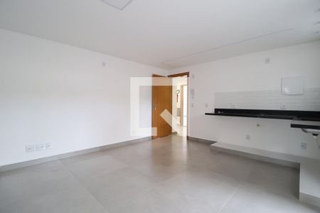 Sala/Cozinha de apartamento para alugar com 2 quartos, 63m² em Daniel Fonseca, Uberlândia