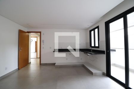 Sala/Cozinha de apartamento para alugar com 2 quartos, 63m² em Daniel Fonseca, Uberlândia
