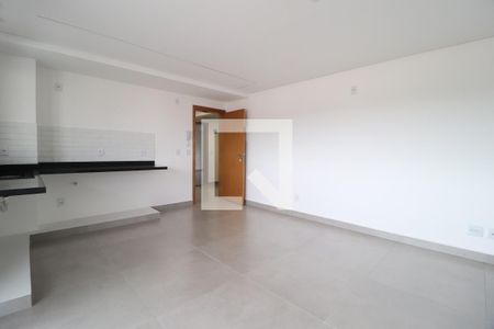 Sala/Cozinha de apartamento para alugar com 2 quartos, 68m² em Daniel Fonseca, Uberlândia