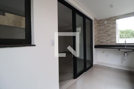 Sacada de apartamento para alugar com 2 quartos, 63m² em Daniel Fonseca, Uberlândia