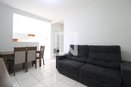 Sala de apartamento para alugar com 2 quartos, 47m² em Gávea, Uberlândia
