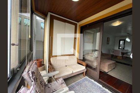 Apartamento à venda com 3 quartos, 54m² em Boa Vista, Novo Hamburgo