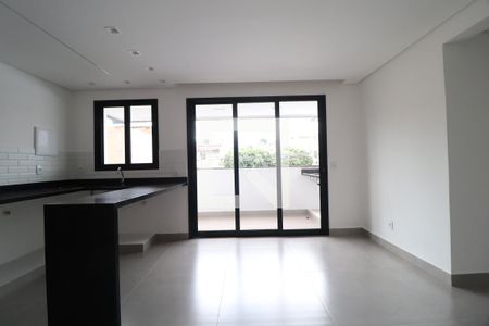 Sala/Cozinha de apartamento para alugar com 2 quartos, 63m² em Daniel Fonseca, Uberlândia