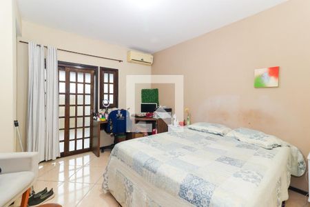 Suíte 1 de casa de condomínio à venda com 3 quartos, 280m² em Vila Valqueire, Rio de Janeiro
