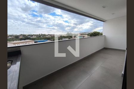 Sacada de apartamento para alugar com 2 quartos, 68m² em Daniel Fonseca, Uberlândia