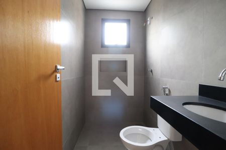 Banheiro Social de apartamento para alugar com 2 quartos, 63m² em Daniel Fonseca, Uberlândia