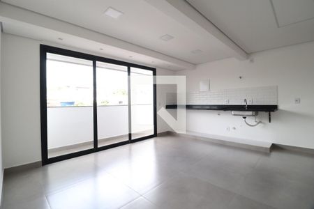 Sala/Cozinha de apartamento para alugar com 4 quartos, 185m² em Daniel Fonseca, Uberlândia