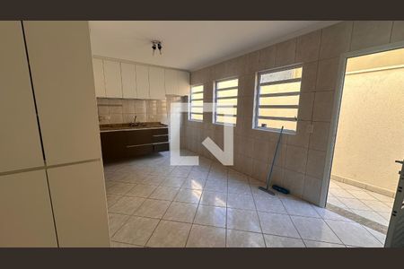 Casa para alugar com 3 quartos, 124m² em Jardim Monte Azul, São Paulo
