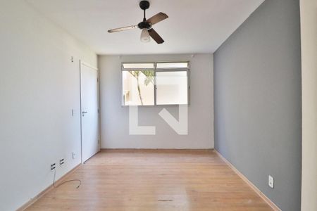 Sala de apartamento para alugar com 2 quartos, 46m² em Jardim Holanda, Uberlândia