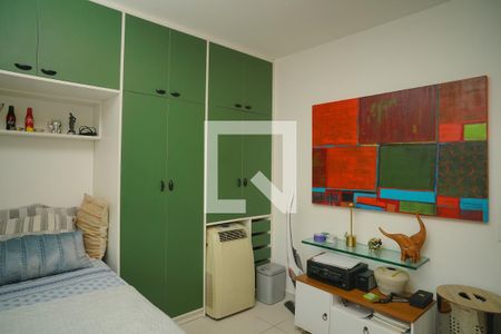 Quarto 1 de apartamento para alugar com 2 quartos, 108m² em Piratininga, Niterói