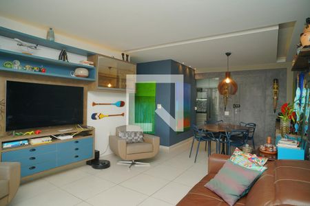 Sala de apartamento à venda com 2 quartos, 108m² em Piratininga, Niterói