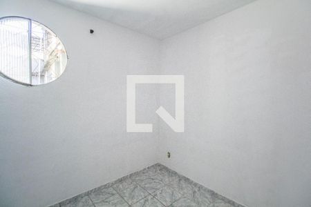 Quarto 1 de casa para alugar com 2 quartos, 60m² em Realengo, Rio de Janeiro