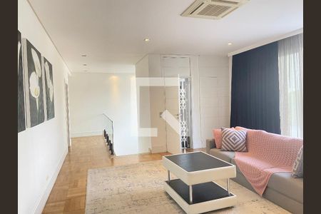 Sala 2 de casa à venda com 4 quartos, 600m² em Umuarama, Osasco