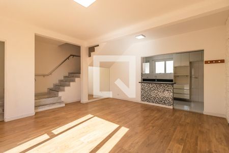 Sala de casa de condomínio para alugar com 3 quartos, 138m² em Parque Viana, Barueri