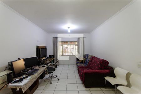 Casa para alugar com 5 quartos, 381m² em Chácara Inglesa, São Paulo