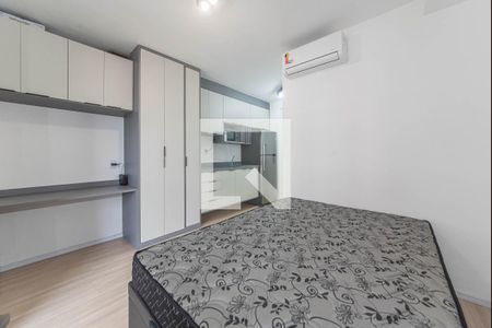Quarto de kitnet/studio à venda com 1 quarto, 29m² em Vila Cordeiro, São Paulo