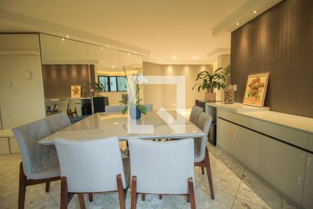 Apartamento para alugar com 3 quartos, 193m² em Jardim Analia Franco, São Paulo