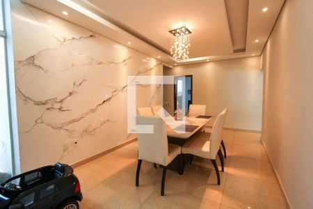 Casa à venda com 4 quartos, 320m² em Novo Eldorado, Contagem