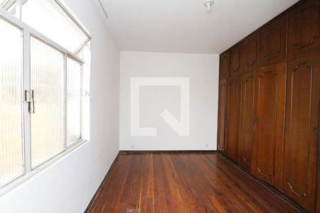 Quarto 1 - Suíte de casa para alugar com 4 quartos, 250m² em Coração Eucarístico, Belo Horizonte