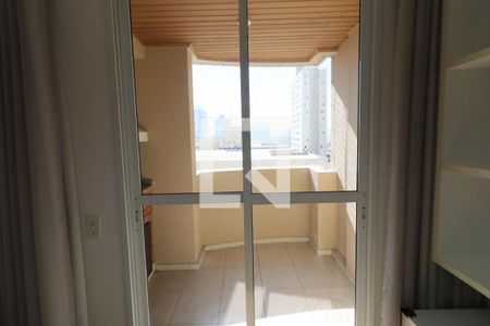 Sala de apartamento para alugar com 3 quartos, 83m² em Vila Osasco, Osasco