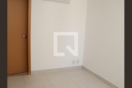Quarto 1 de apartamento para alugar com 2 quartos, 118m² em Jardim Goiás, Goiânia