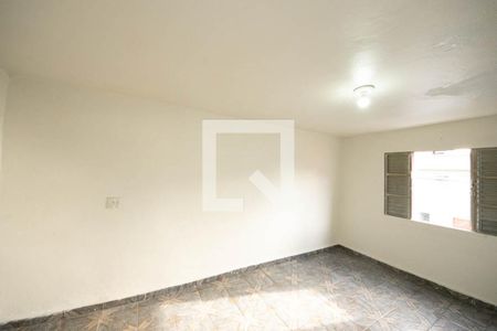 Quarto de casa para alugar com 2 quartos, 200m² em Vila Celeste, São Paulo