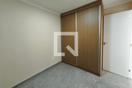 Quarto 2 de apartamento para alugar com 2 quartos, 45m² em Vila Palacios, Campinas