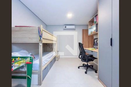 Casa à venda com 3 quartos, 210m² em Parque Esmeralda, São Paulo