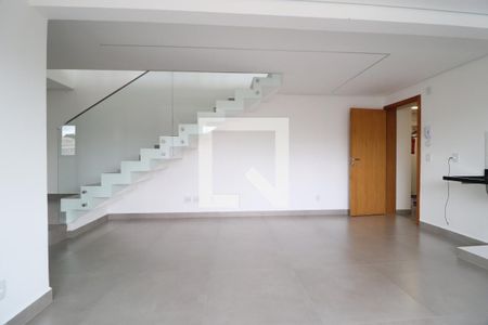 Apartamento para alugar com 4 quartos, 185m² em Daniel Fonseca, Uberlândia