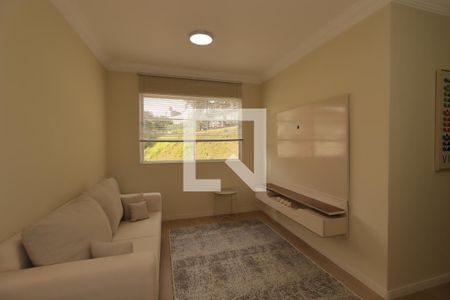 Sala de apartamento à venda com 2 quartos, 54m² em Jardim Santo André, Santo André